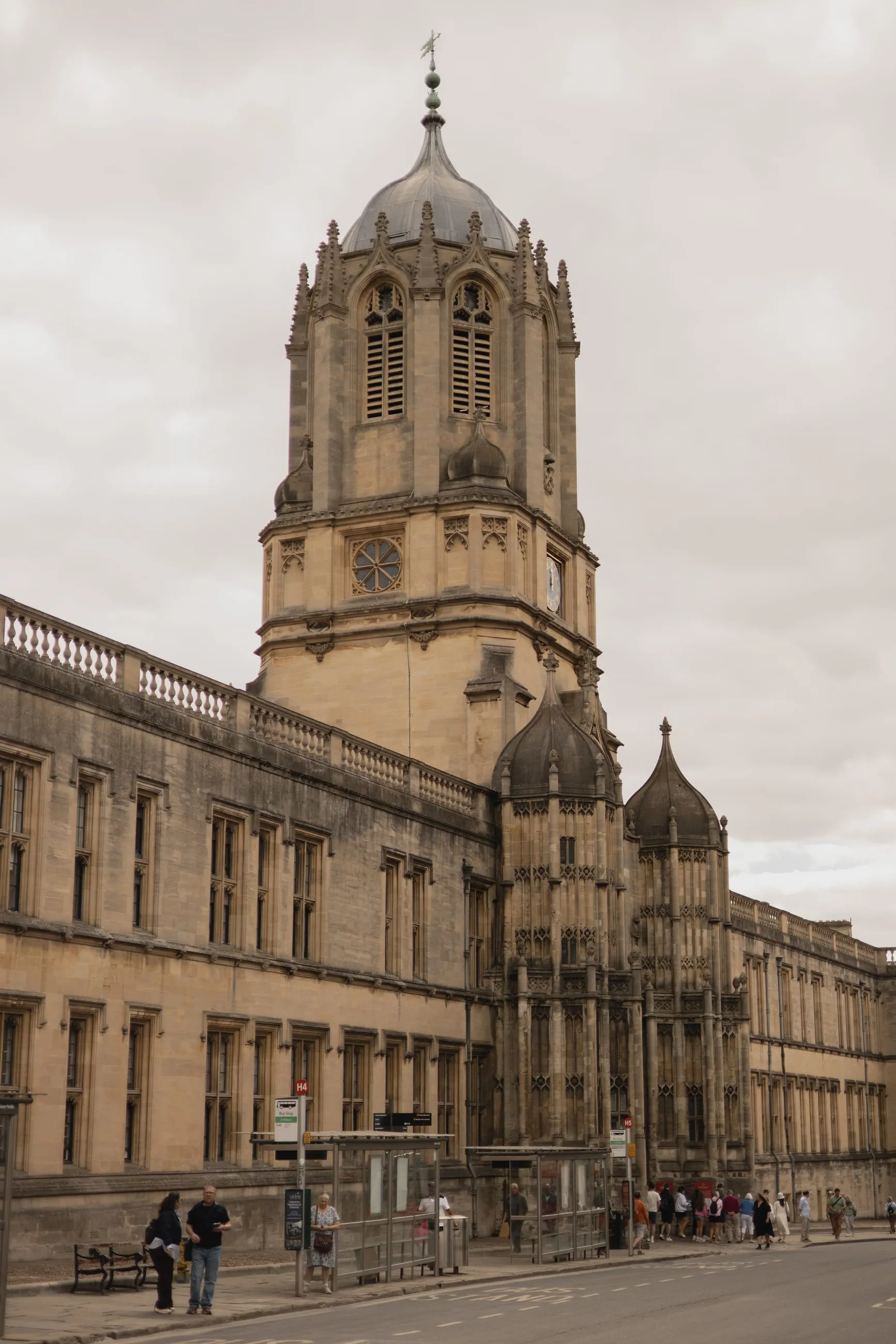 Tom Tower above the Christ Church street front